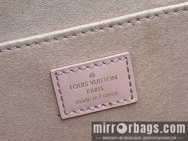 LV Replica Bags Dauphine M23635 25x17x10.5cm gf