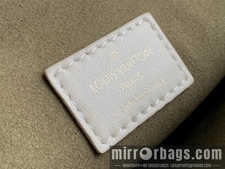 LV Replica Bags AFM57793 26 x 20 x 12