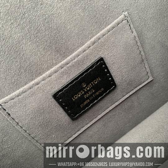 LV Replica Bags Dauphine M22597 20x15x9cm gf