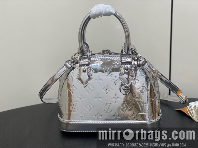 LV Replica Bags Alma M40302 25x19x11cm gf