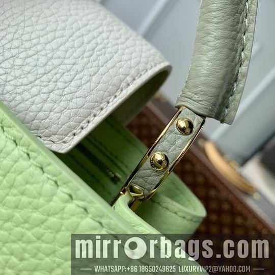 LV Replica Bags Capucines M21689 21x14x8cm gf1