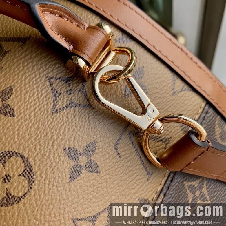 LV Replica Bags Dauphine M46751 17.5x17.5x9cm gf