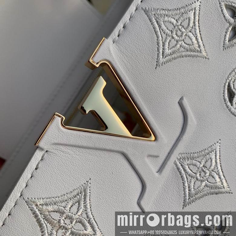 LV Replica Bags Capucines M22863 21x14x8cm gf1