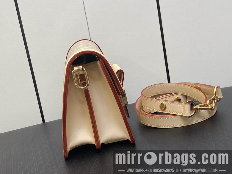 LV Replica Bags Dauphine M22826 20x15x9cm gf