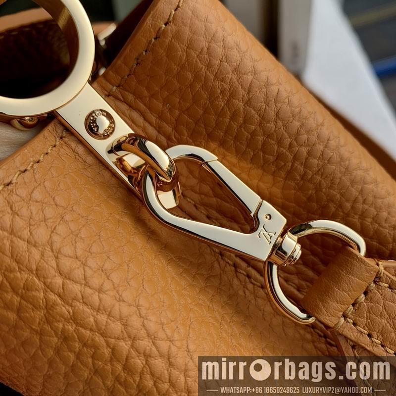 LV Replica Bags Capucines M21168 21x14x8cm gf