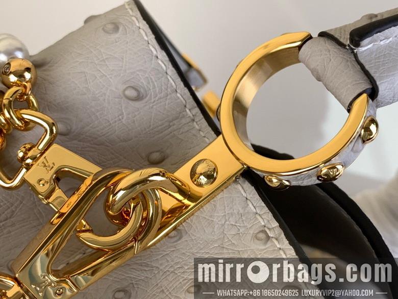 LV Replica Bags Cap m11908 21x13.6x8cm gf