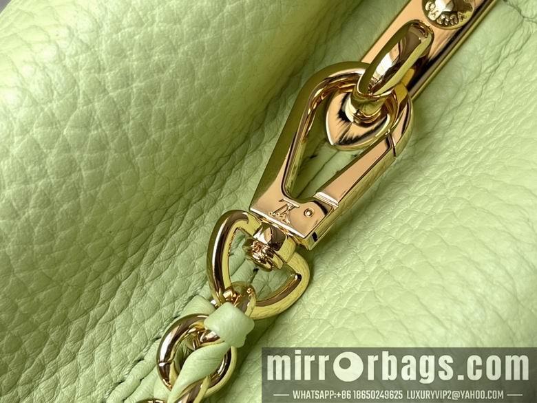 LV Replica Bags Capucines M22916 27x18x9cm gf