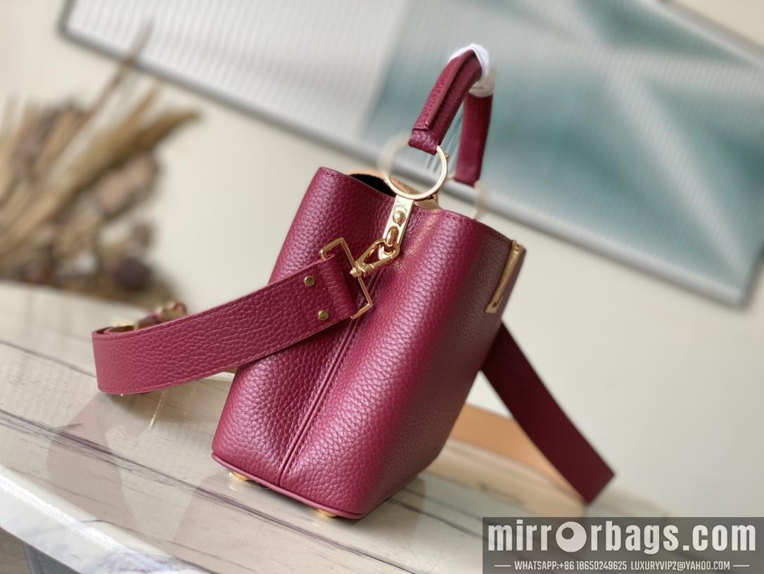 LV Replica Bags Capucines M22677 31.5x20x11cm gf
