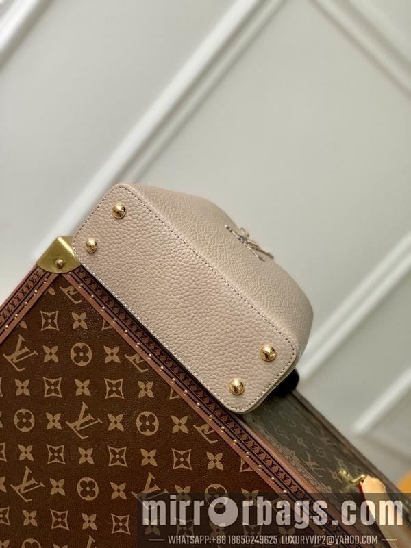 LV Replica Bags Capucines M80741 21x14x8cm gf