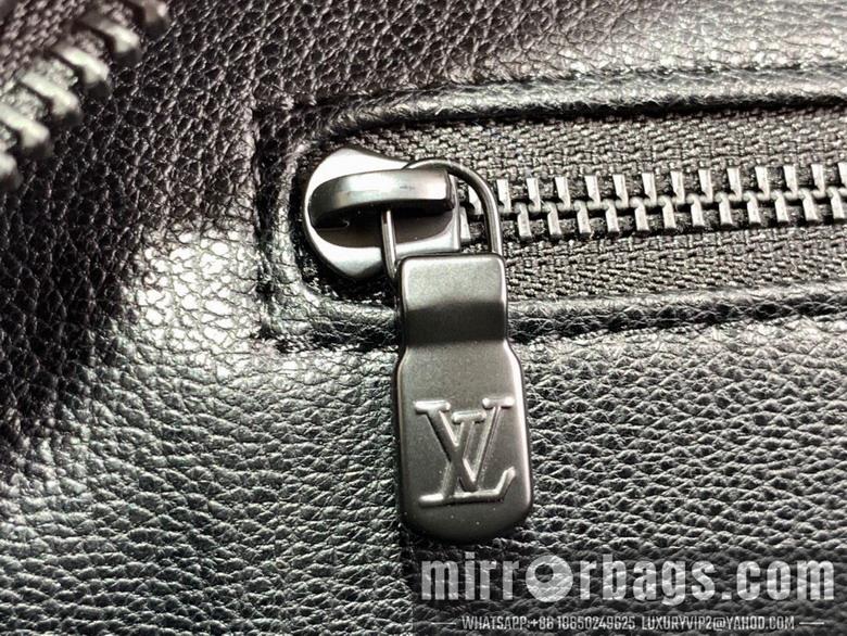 LV Replica Bags Dopp Kit M59478 28x15x16.5cm gf1