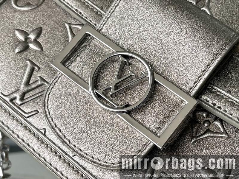 LV Replica Bags Dauphine M21740 20x15x9cm gf