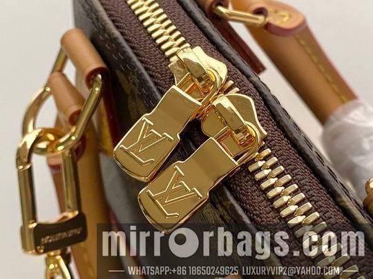 LV Replica Bags Alma M82717 18x12x8cm gf.