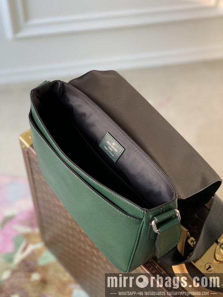 LV Replica Bags District M30861 26x20x7cm gf