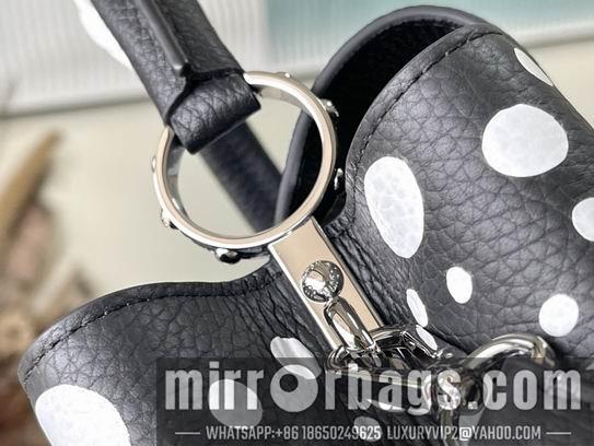 LV Replica Bags Capucines M21691 27x18x9cm gf