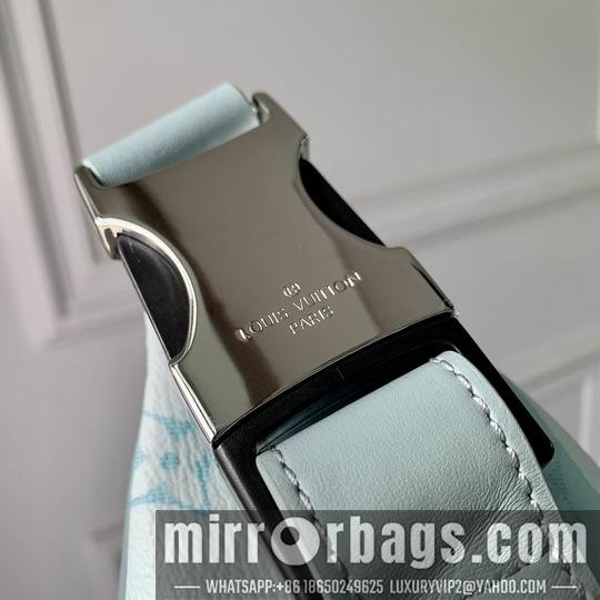 LV Replica Bags Discovery M22576 44x15x9cm gf1