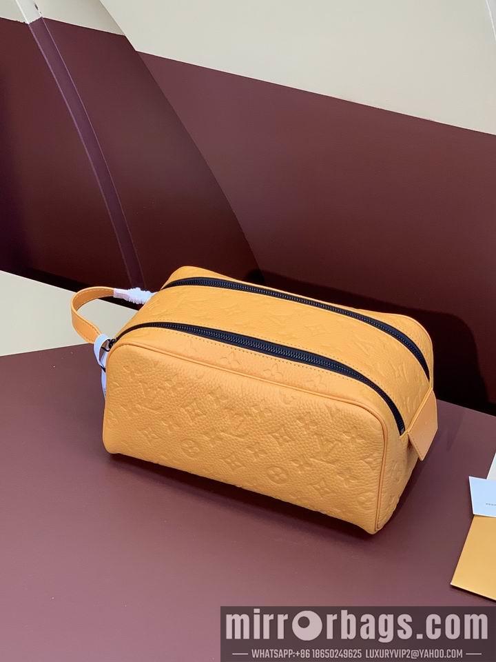 LV Replica Bags Dopp Kit M82576 28x15x16.5cm gf1