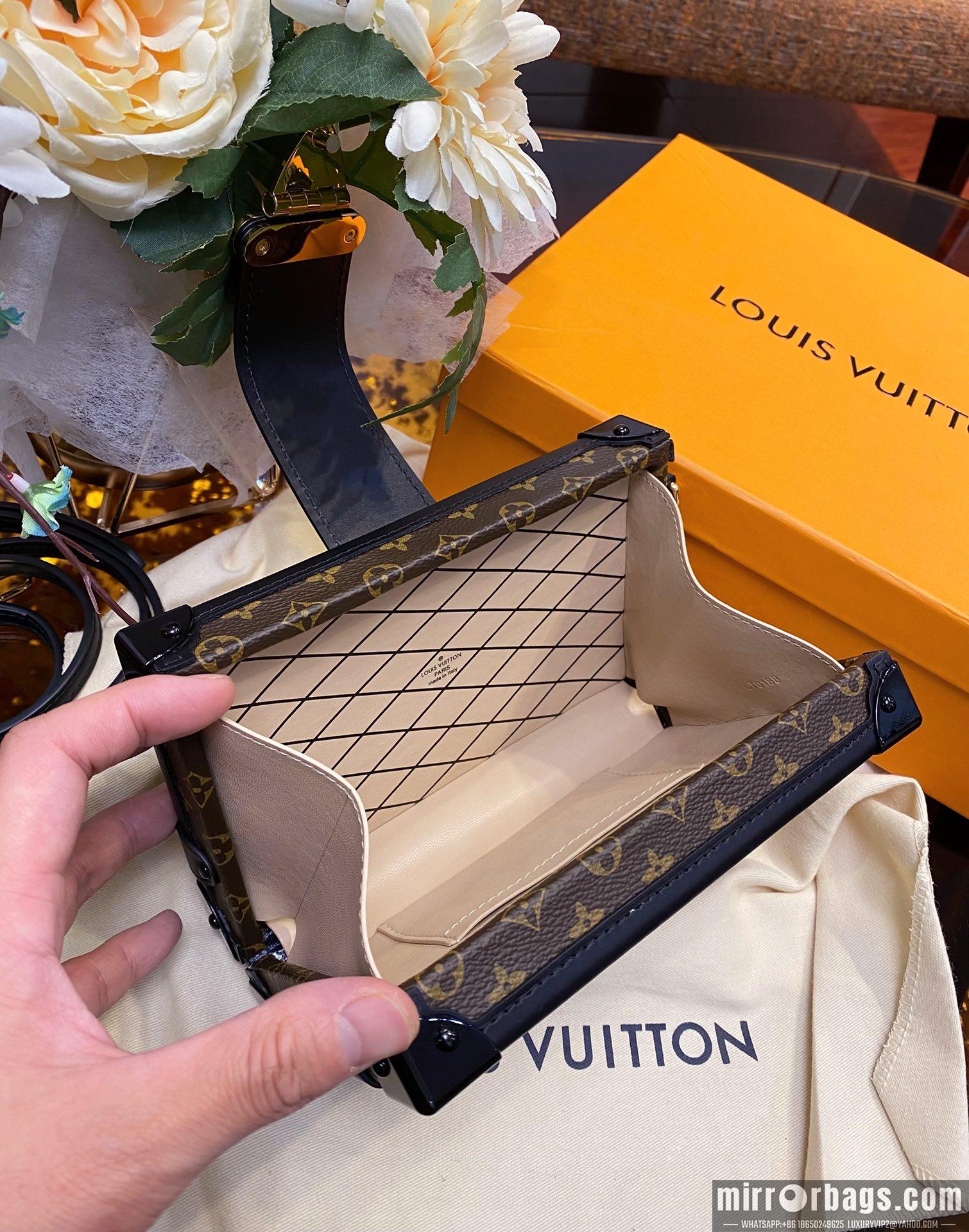 LV Replica Bags Petite Malle Souple M44199 20x5.5x12.5cm gf