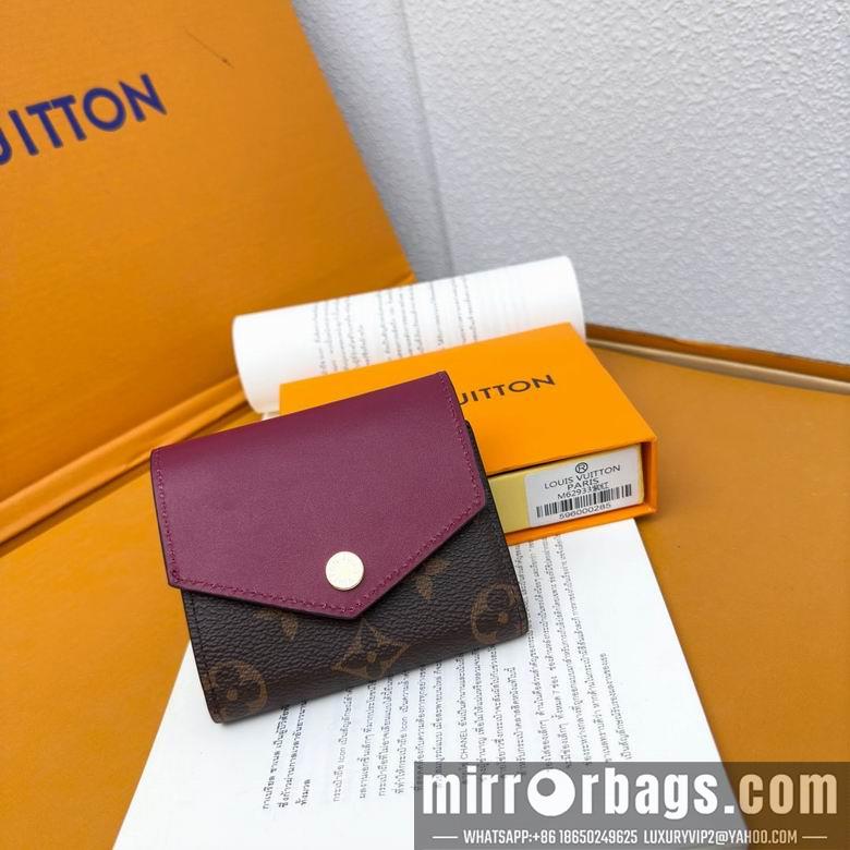 LV Replica Bags M62933 YG 1