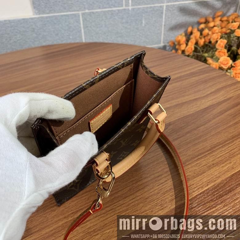 LV Replica Bags BLM69442 17X14X5