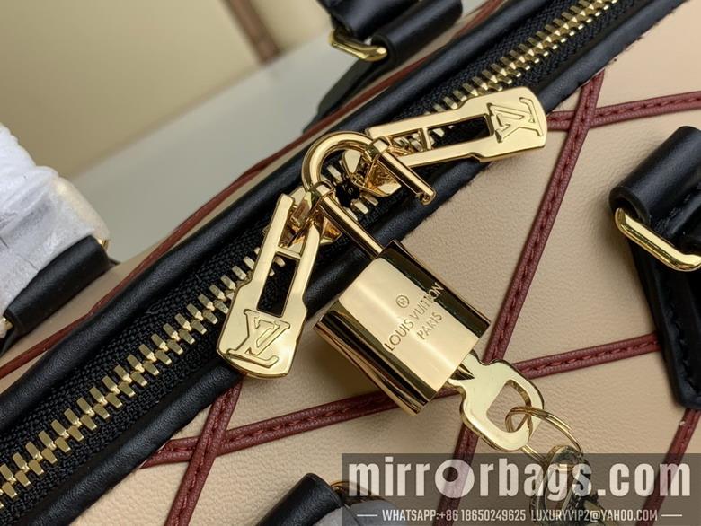 LV Replica Bags Speedy m24261 20.5x13.5x12cm gf1