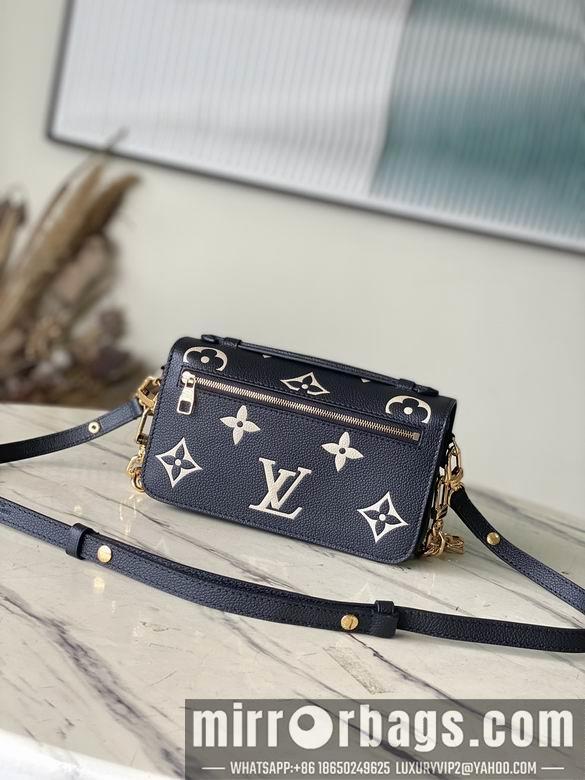 LV Replica Bags Pochette Metis M46596 21.5x13.5x6cm gf