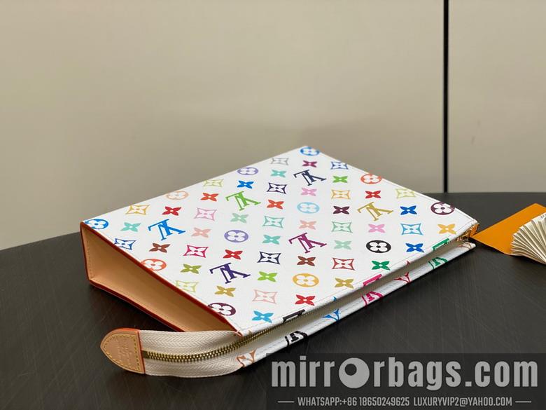 LV Replica Bags Voyage M13746 27x21x6cm gf1