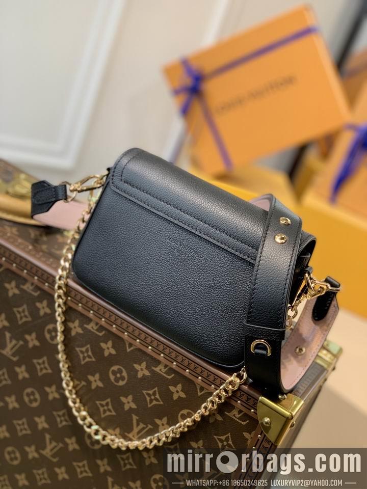 LV Replica Bags Lockme Tender M58557 19x13x8cm gf