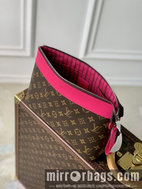 LV Replica Bags Voyage M13199 21x7.5x30cm gf2