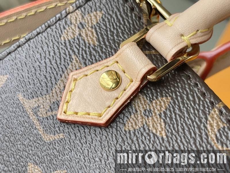 LV Replica Bags Sac Plat M82112 14x17x5cm gf