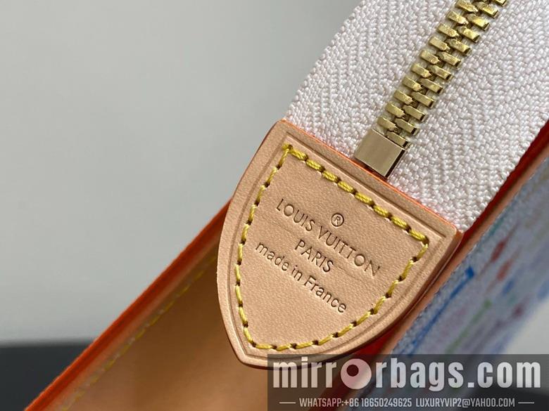 LV Replica Bags Voyage M13746 27x21x6cm gf1