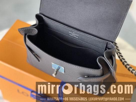 LV Replica Bags Lockme Ever M20997 23x17x10cm gf
