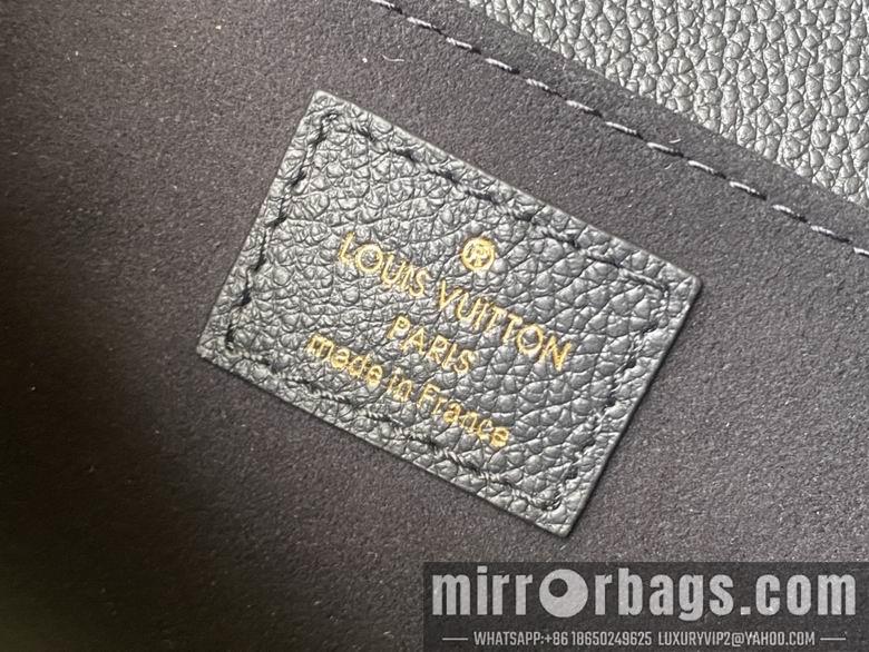 LV Replica Bags Pochette Metis M46596 21.5x13.5x6cm gf