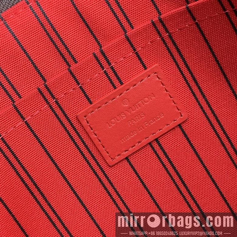 LV Replica Bags Voyage M13199 21x7.5x30cm gf3