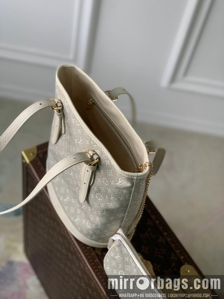 LV Replica Bags M42238 23x15x26cm gf3色