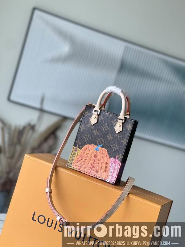 LV Replica Bags Sac Plat M82112 14x17x5cm gf