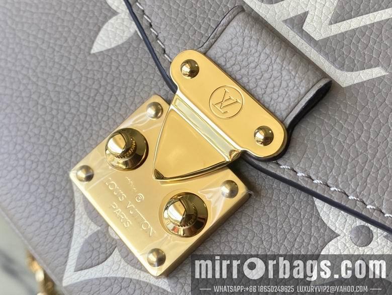 LV Replica Bags Pochette Metis M23081 21.5x13.5x6cm gf