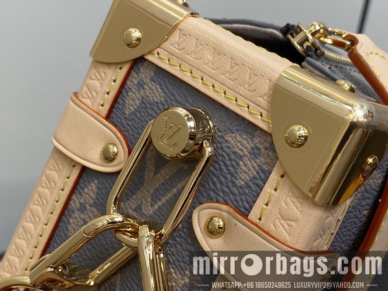 LV Replica Bags Side Trunk M12428 21x14x6cm gf