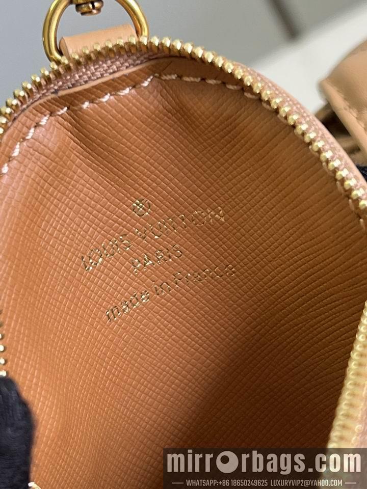 LV Replica Bags Multi Pochette M56466 21x13x6.5cm gf