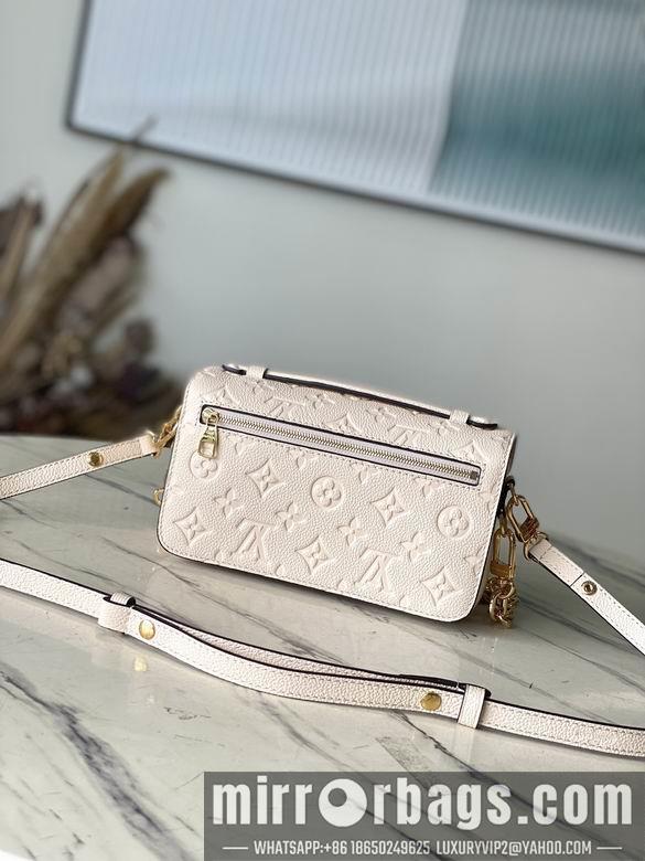 LV Replica Bags Pochette Metis M22942 21.5x13.5x6cm gf