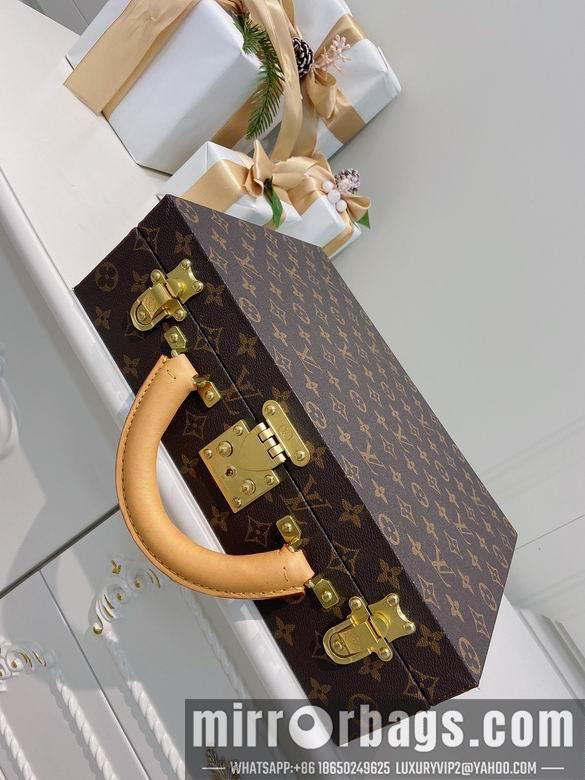 LV Replica Bags M4700TSZB 34X25X10cm QS 1