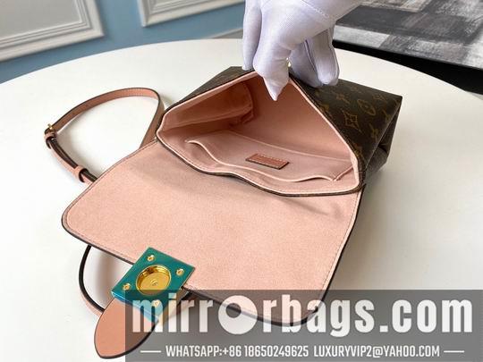 LV Replica Bags Locky BB M44080 20.0x16x7.5cm gf