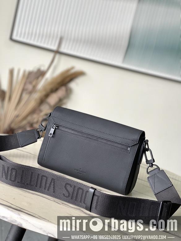LV Replica Bags Takeoff M24769 22x16.5x7cm gf