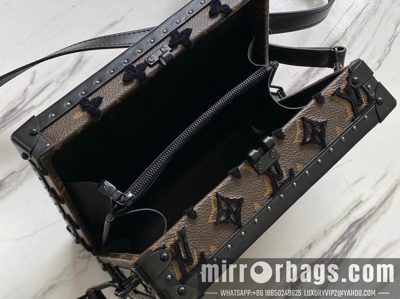 LV Replica Bags Soft Trunk M20233 22x15.5x8 cm gf