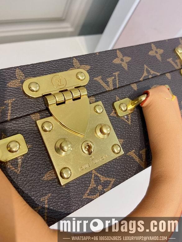 LV Replica Bags M4700TSZB 34X25X10cm QS 4