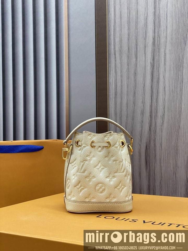 LV Replica Bags NeoNoe M81626 13x16x10cm gf