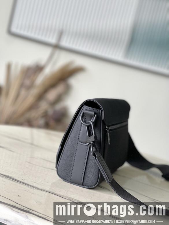 LV Replica Bags Takeoff M24769 22x16.5x7cm gf