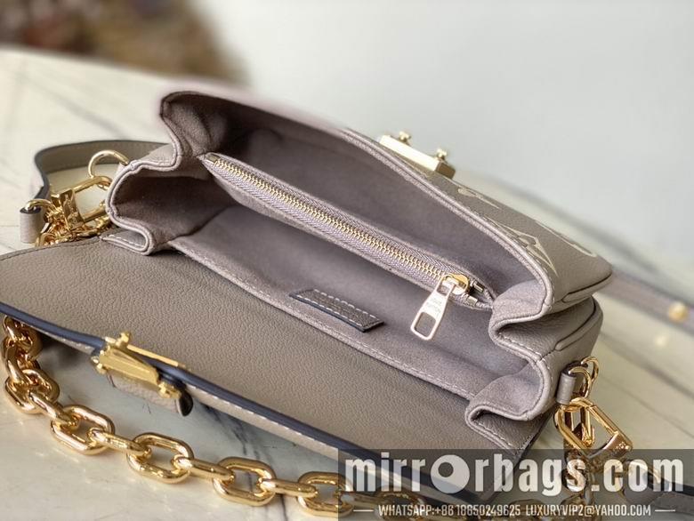 LV Replica Bags Pochette Metis M23081 21.5x13.5x6cm gf
