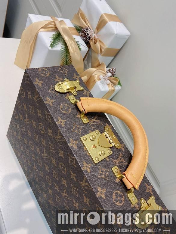 LV Replica Bags M4700TSZB 34X25X10cm QS 1