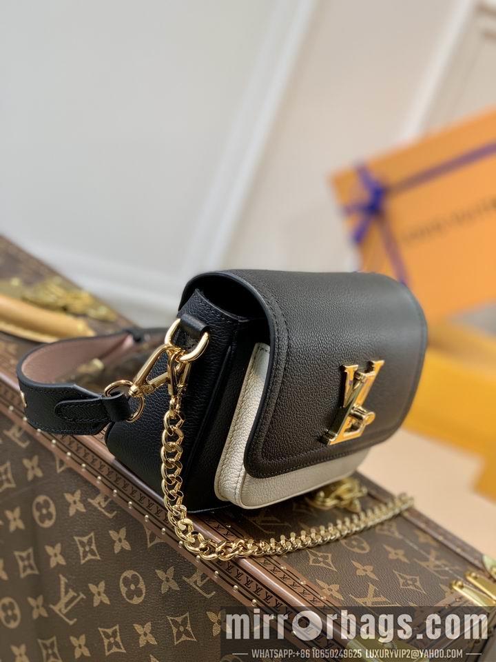 LV Replica Bags Lockme Tender M58557 19x13x8cm gf