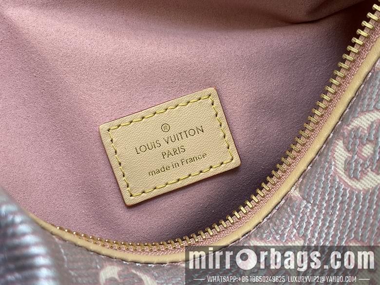 LV Replica Bags Side Trunk M22842 21x14x6cm gf